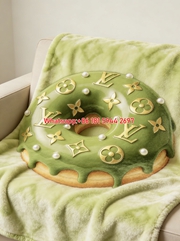 LV Green Donut Blanket IMG_3052